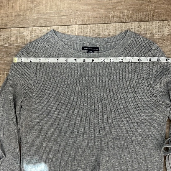 American Eagle Outfitters Gray Long Sleeve Sweater Sleeves that Tie Size M - Picture 9 of 13